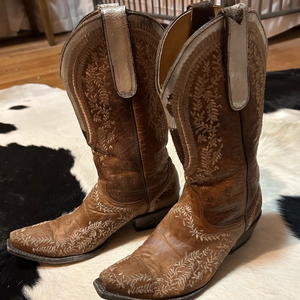 Old Gringo cowboy boots